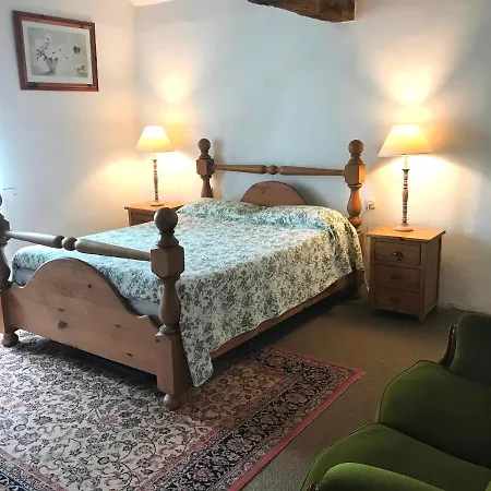 Chateau بيت ضيافة Villetoureix